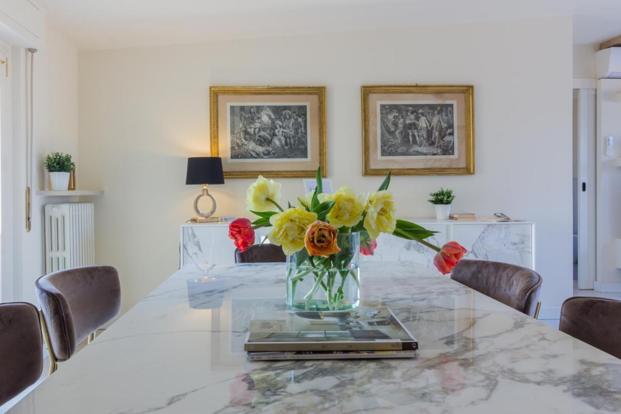 Fronte Di Garda, La Finestra Sull'acqua Apartment *
